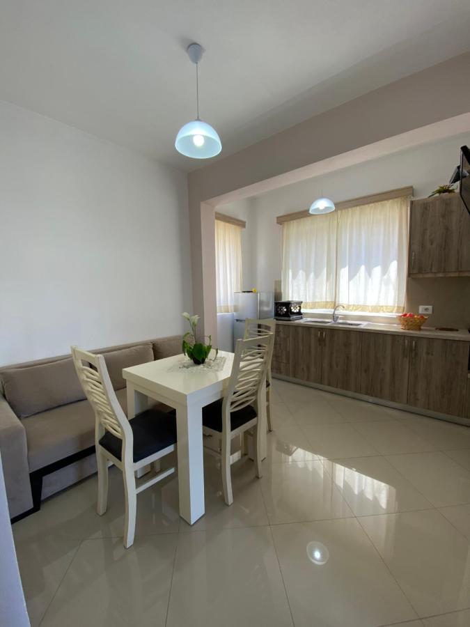 Hotel Andrea Sarande Ngoại thất bức ảnh